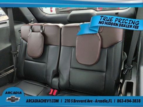 Used 2022 Ford Explorer Platinum w/ Equipment Group 601A AWD/4WD image 13