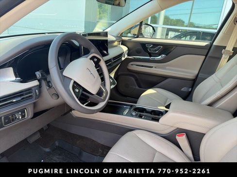 Used 2023 Lincoln Corsair FWD w/ Equipment Group 101A image 3