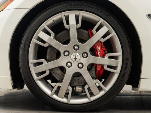 Used 2012 Maserati GranTurismo S image 10