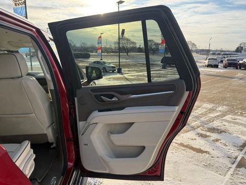 Used 2022 GMC Yukon Denali image 16