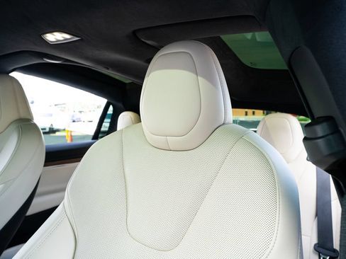 Used 2023 Tesla Model X AWD/4WD image 26