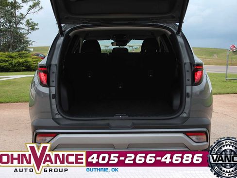 Used 2026 Hyundai Tucson SEL FWD image 9