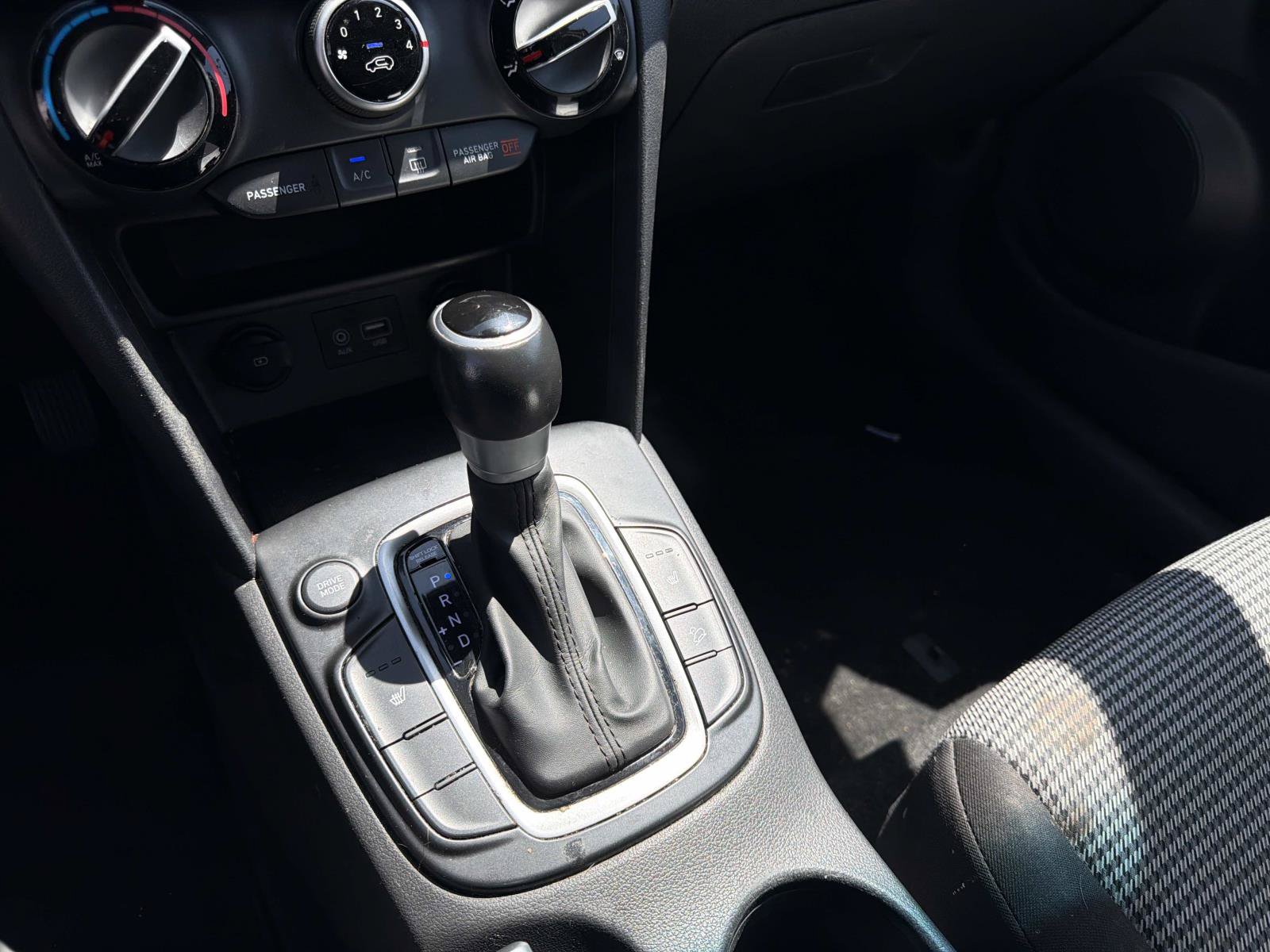 Used 2020 Hyundai Kona SEL FWD image 26