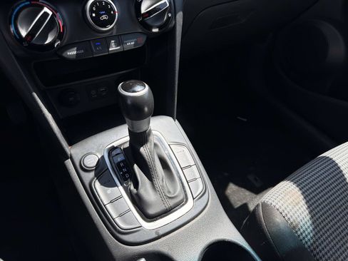 Used 2020 Hyundai Kona SEL FWD image 26