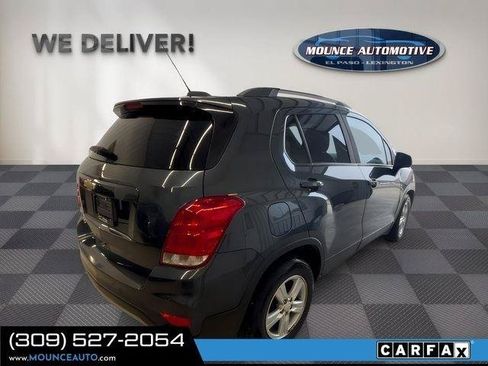 Used 2021 Chevrolet Trax LT w/ LT Convenience Package FWD image 12