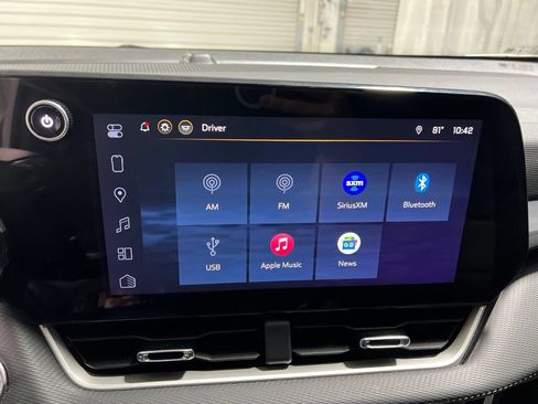 Used 2026 Chevrolet Equinox LT FWD image 34