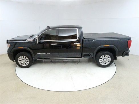Used 2022 GMC Sierra 2500 Denali w/ Denali Ultimate Package image 16