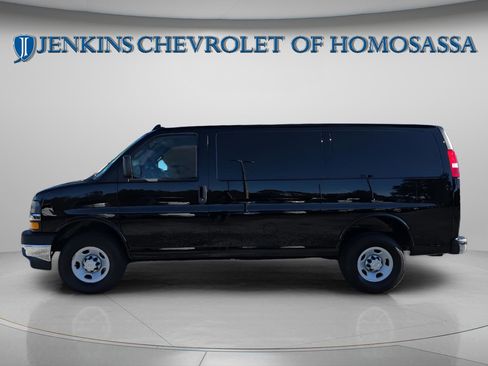 New 2025 Chevrolet Express 2500 w/ Driver Convenience Package image 4