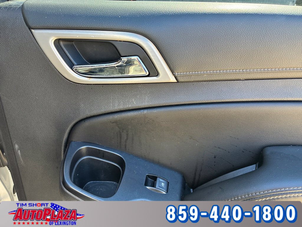 Used 2020 GMC Yukon XL Denali AWD/4WD image 12