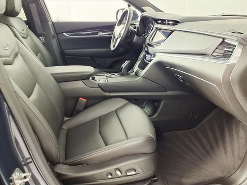 Certified 2025 Cadillac XT5 Premium Luxury image 21