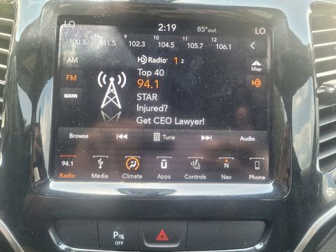 Used 2019 Jeep Cherokee High Altitude AWD/4WD image 25