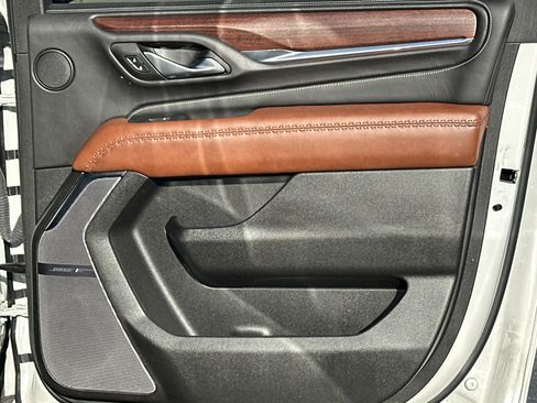 Certified 2023 GMC Yukon XL Denali Ultimate image 16