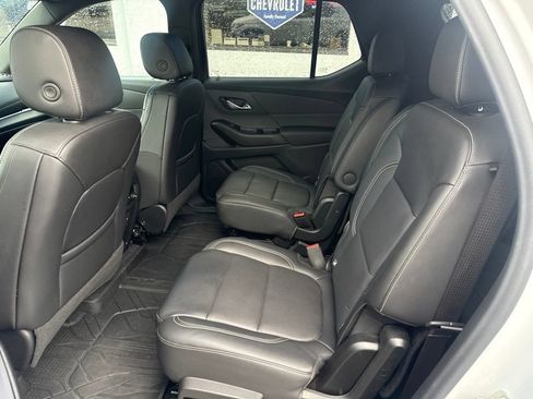Used 2023 Chevrolet Traverse LT w/ LPO, Floor Liner Package AWD/4WD image 36