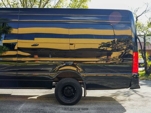 Used 2019 Mercedes-Benz Sprinter 4x4 170 image 5