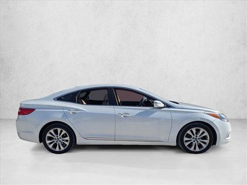 Used 2014 Hyundai Azera Limited image 4