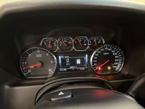 Used 2019 Chevrolet Tahoe LT w/ LT Signature Package AWD/4WD image 29