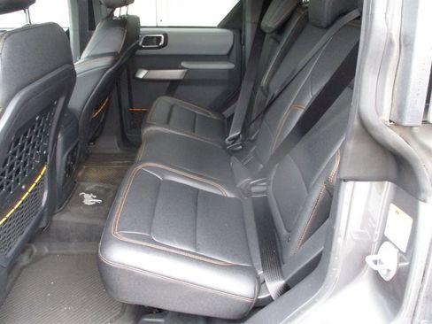 Used 2023 Ford Bronco Badlands AWD/4WD image 13