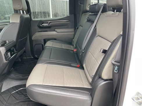 Used 2023 Chevrolet Silverado 1500 ZR2 w/ Technology Package image 15