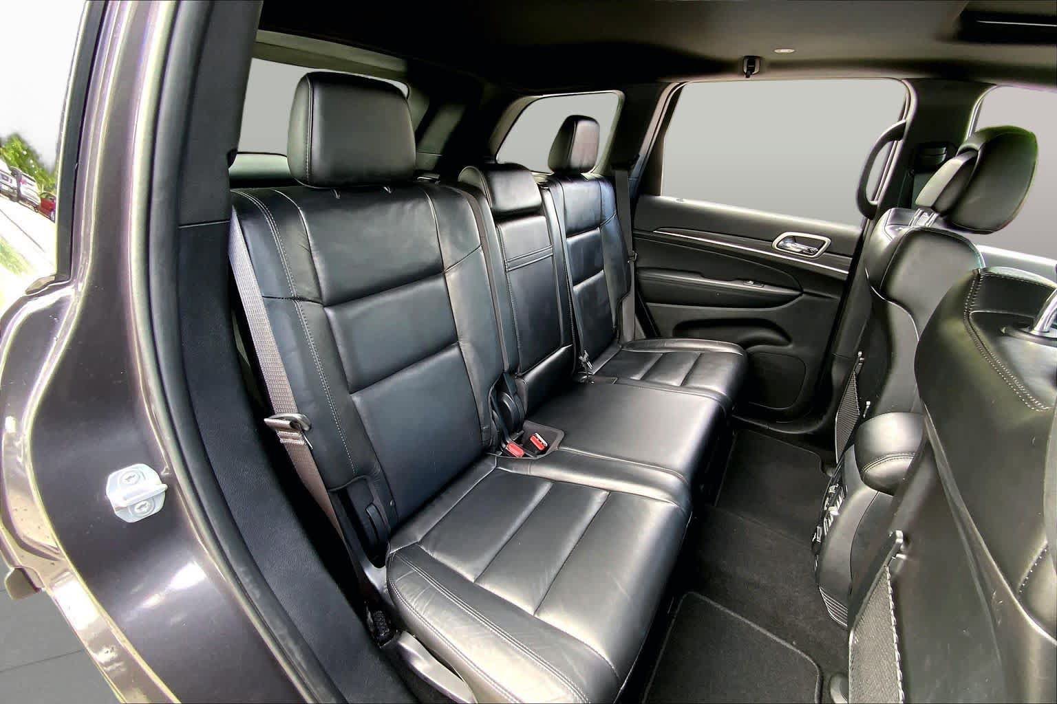Used 2021 Jeep Grand Cherokee Limited w/ Premium Lighting Group AWD/4WD image 20