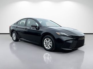 Used 2025 Toyota Camry LE video 1