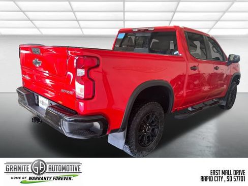 Used 2025 Chevrolet Silverado 1500 ZR2 w/ Technology Package AWD/4WD image 6