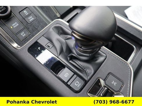 Used 2024 Lexus GX 550 image 18