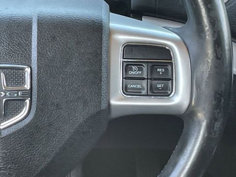Used 2019 Dodge Journey SE w/ Connectivity Group FWD image 21