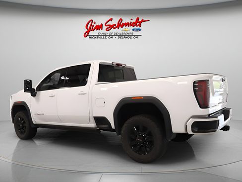 Used 2026 GMC Sierra 2500 AT4 w/ AT4 Premium Plus Package AWD/4WD image 4