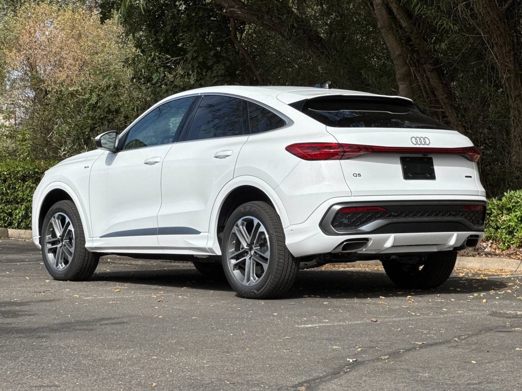 New 2026 Audi Q5 Premium AWD/4WD image 7