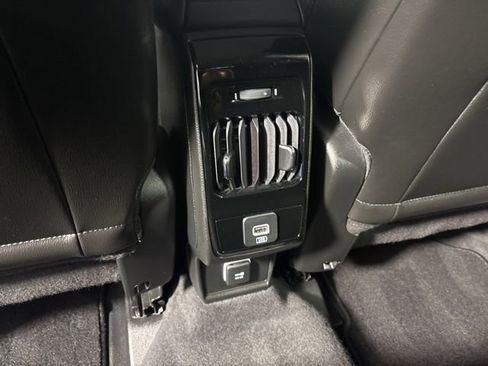 Used 2022 Jeep Compass Limited AWD/4WD image 28