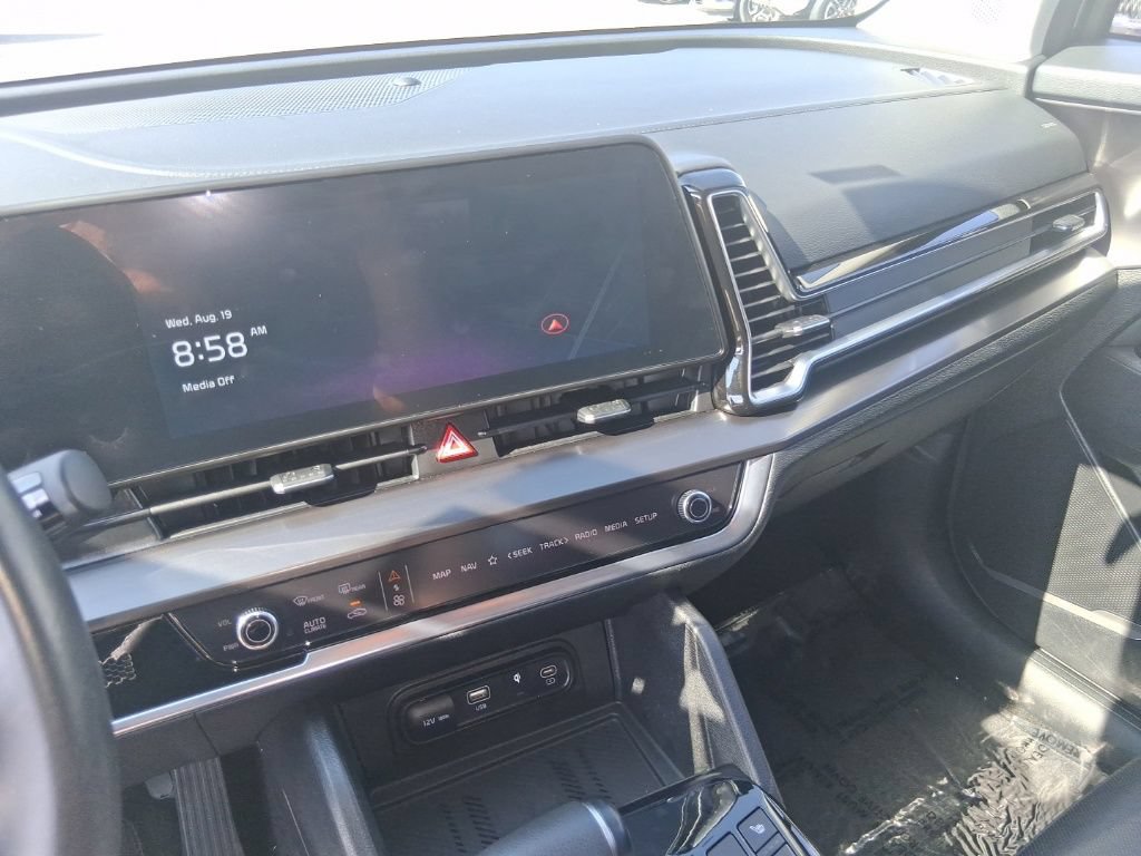 Certified 2024 Kia Sportage EX FWD image 13