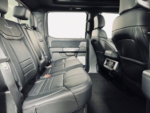 Used 2025 Ford F450 Platinum image 14