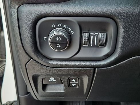 New 2026 RAM 1500 Lone Star AWD/4WD image 23