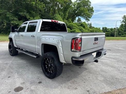 Used 2018 GMC Sierra 1500 SLT w/ SLT Premium Package AWD/4WD image 5