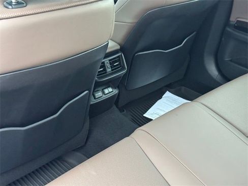 Used 2024 Lexus ES 350 w/ Premium Package image 15