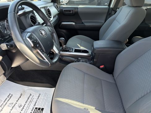 Used 2023 Toyota Tacoma SR5 RWD image 8