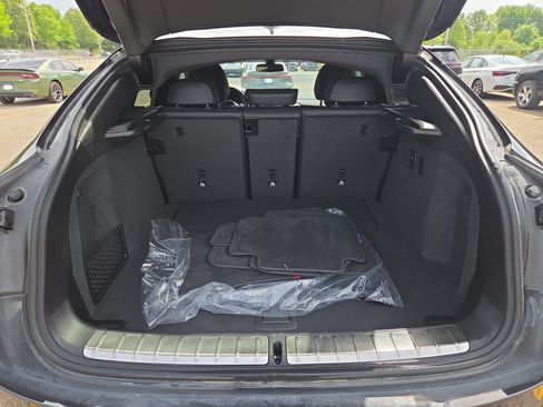 Used 2024 BMW X4 xDrive30i w/ Premium Package image 9