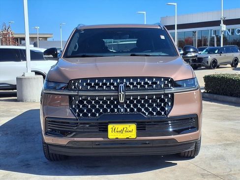 New 2026 Lincoln Navigator L Black Label AWD/4WD image 4