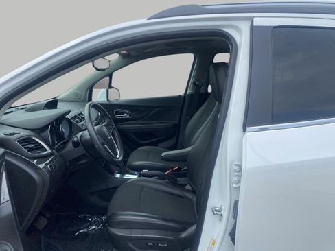 Used 2013 Buick Encore Convenience FWD image 3