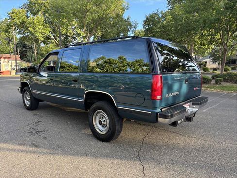 Used 1993 GMC Suburban 2500 RWD image 5