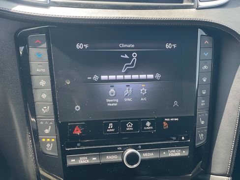 Used 2023 INFINITI QX55 Essential AWD/4WD image 15