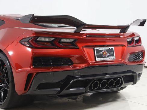 Used 2025 Chevrolet Corvette Z06 w/ Z07 Performance Package RWD image 37
