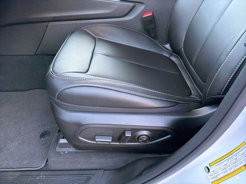 New 2025 Jeep Grand Cherokee Limited image 10