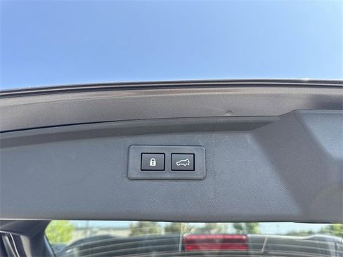 New 2025 Subaru Outback Premium image 16