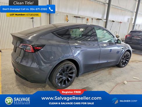 Used 2022 Tesla Model Y Long Range image 4
