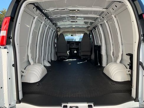 New 2025 Chevrolet Express 2500 Extended image 10