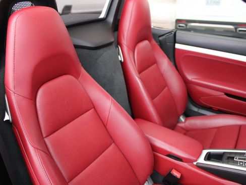 Used 2019 Porsche 718 Boxster image 13