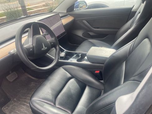 Used 2020 Tesla Model 3 Long Range image 7