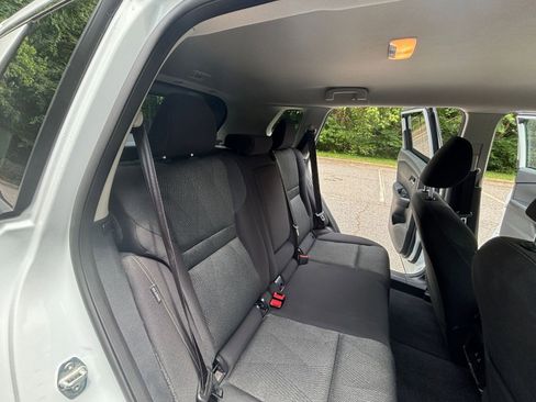 Used 2025 Nissan Rogue SV FWD image 22