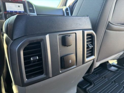 Used 2020 Ford F150 XLT image 26